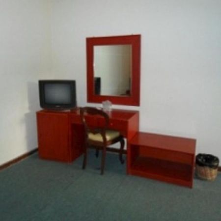 Hotel Margosuko מאלאנג מראה חיצוני תמונה