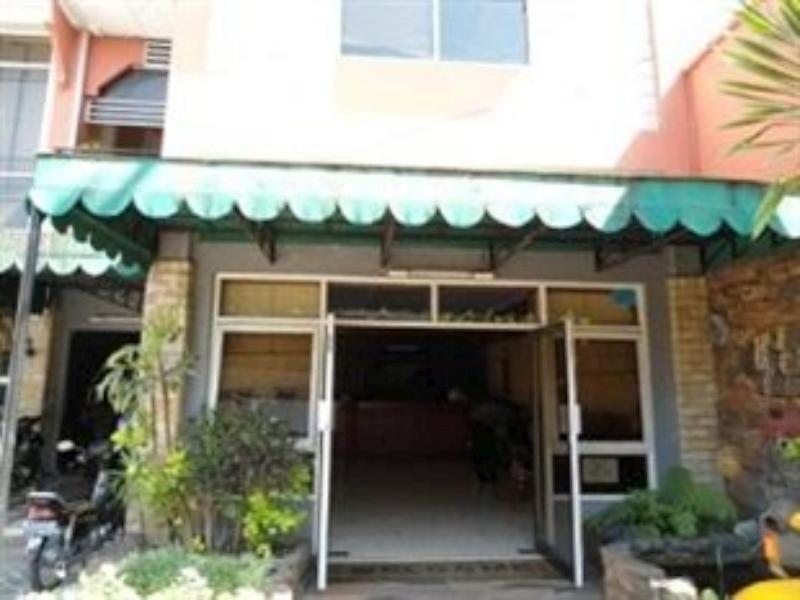 Hotel Margosuko מאלאנג מראה חיצוני תמונה